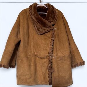 🌟AMAZING FAUX FUR JACKET!🌟